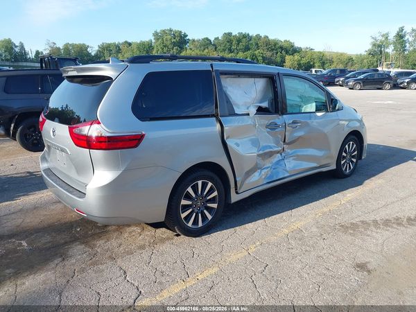 2020 TOYOTA SIENNA — I4