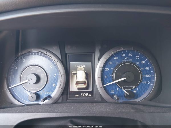 2020 TOYOTA SIENNA XLE — I7