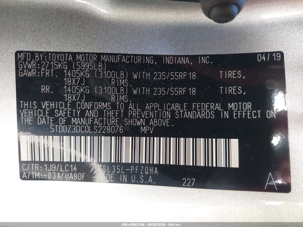 2020 TOYOTA SIENNA XLE — I9