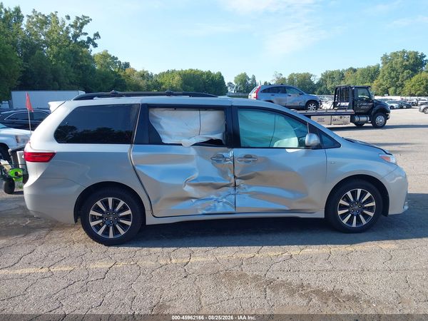 2020 TOYOTA SIENNA XLE — I116