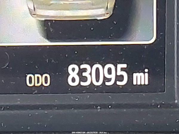 2020 TOYOTA SIENNA XLE — I118