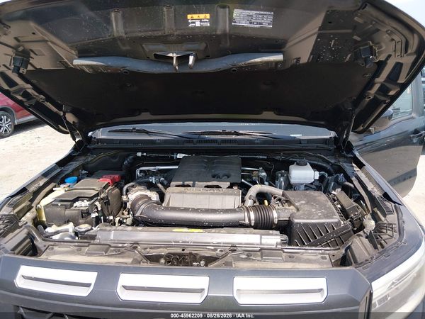 2025 NISSAN FRONTIER PRO-4X 4X4