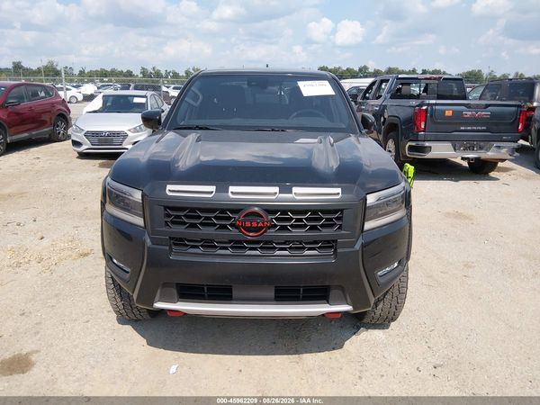 2025 NISSAN FRONTIER PRO-4X 4X4