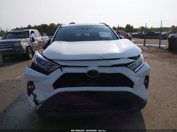 2020 TOYOTA RAV4 XLE — I6