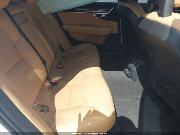 2018 VOLVO S90 T5 MOMENTUM