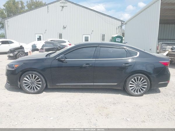 2018 KIA CADENZA PREMIUM — I117