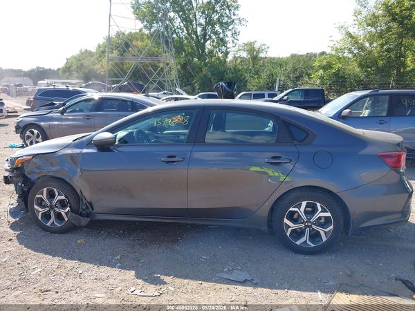 2021 KIA FORTE LXS — I117