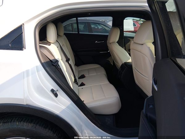 2019 CADILLAC XT4 SPORT — I8