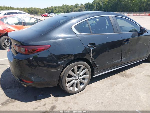 2022 MAZDA MAZDA3 SELECT