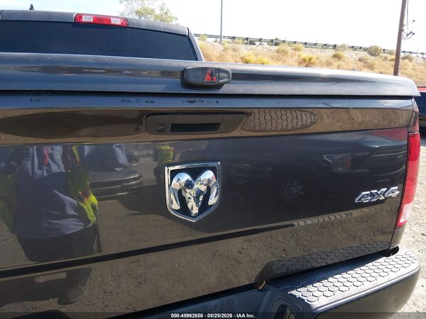2020 RAM 1500 CLASSIC Tradesman, ST