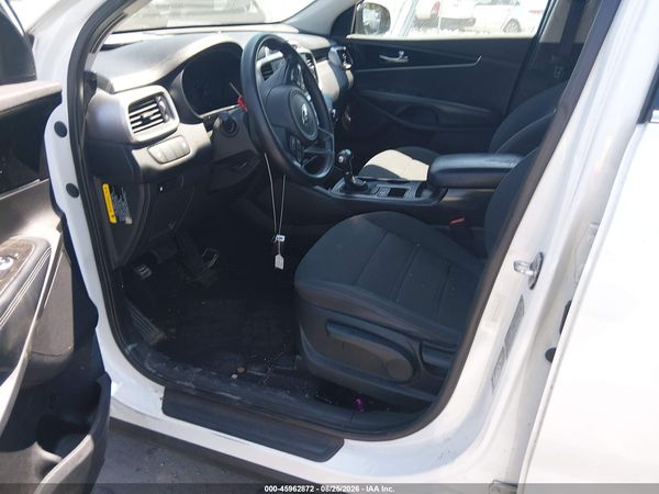 2017 KIA SORENTO 2.4L LX