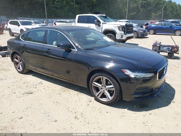 2018 VOLVO S90 T5 MOMENTUM
