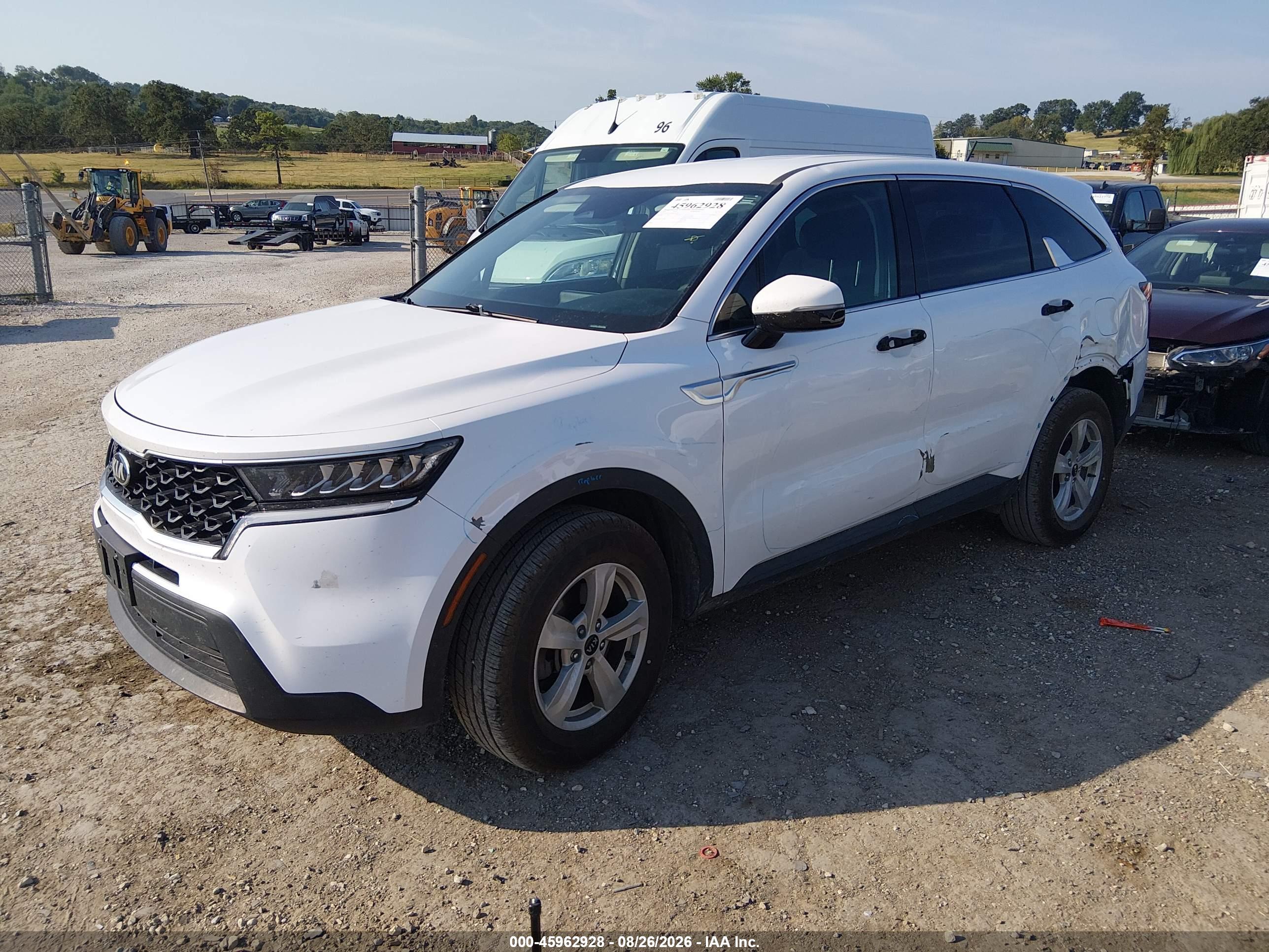2021 KIA SORENTO LX — I2