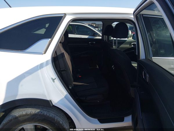 2021 KIA SORENTO LX — I8