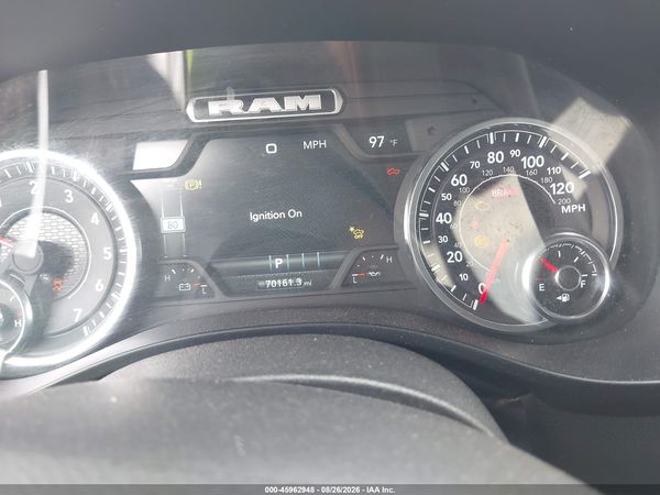 2025 RAM 1500 BIG HORN  4X4 6'4 BOX
