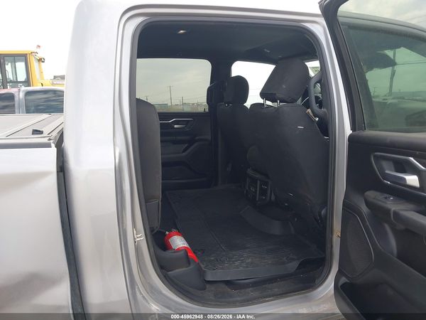 2025 RAM 1500 BIG HORN  4X4 6'4 BOX