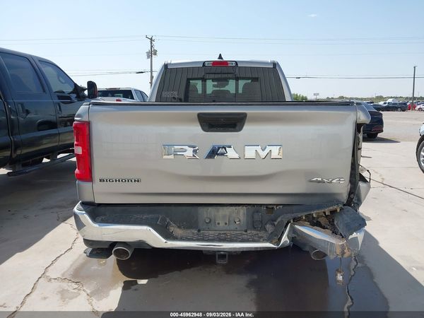 2025 RAM 1500 BIG HORN  4X4 6'4 BOX