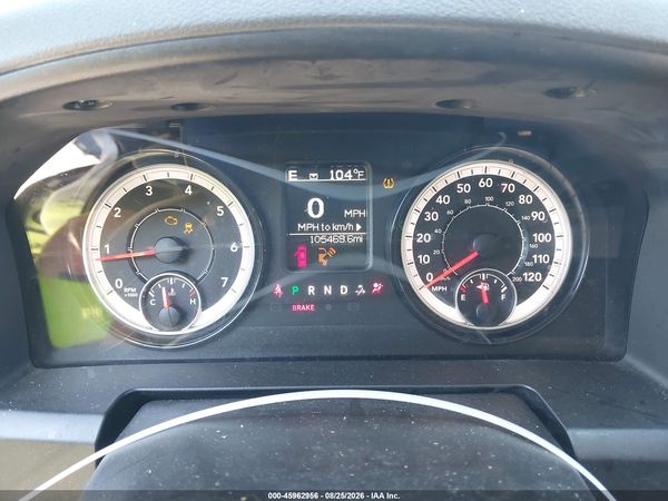 2018 RAM 1500 EXPRESS  4X4 6'4 BOX