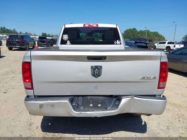 2018 RAM 1500 EXPRESS  4X4 6'4 BOX
