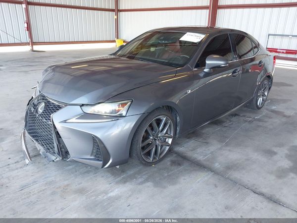 2017 LEXUS IS 200T — I2