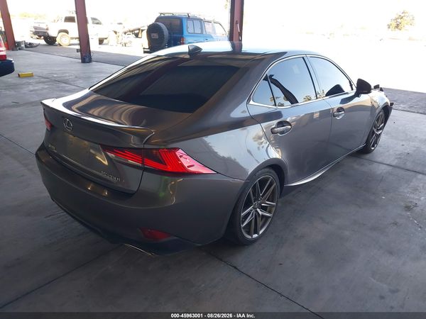 2017 LEXUS IS 200T — I4