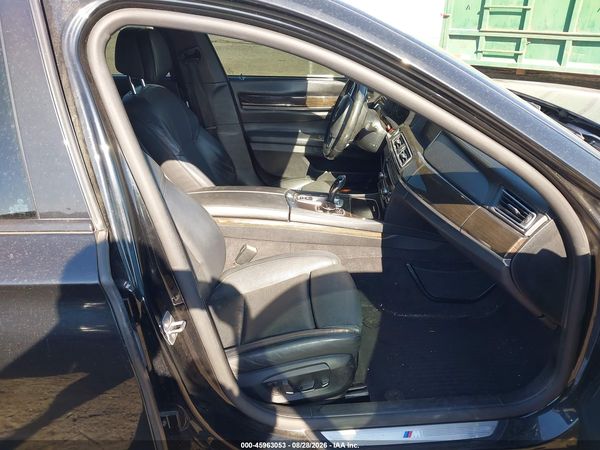 2015 BMW 750LI