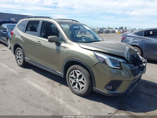 2022 SUBARU FORESTER PREMIUM