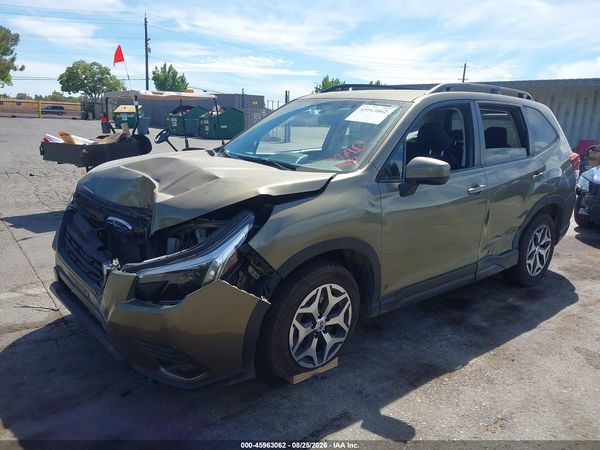 2022 SUBARU FORESTER PREMIUM