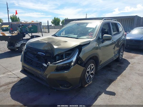 2022 SUBARU FORESTER PREMIUM