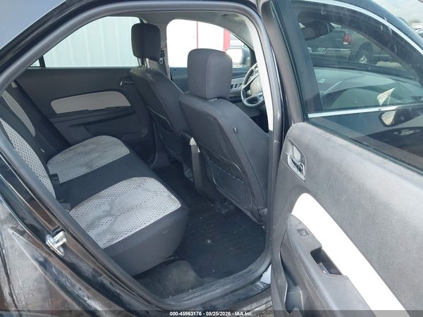 2015 CHEVROLET EQUINOX LS — I8