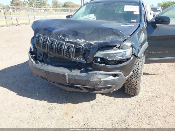 2022 JEEP CHEROKEE TRAILHAWK 4X4