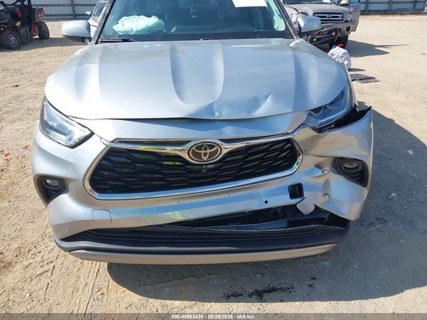 2021 TOYOTA HIGHLANDER PLATINUM — I6