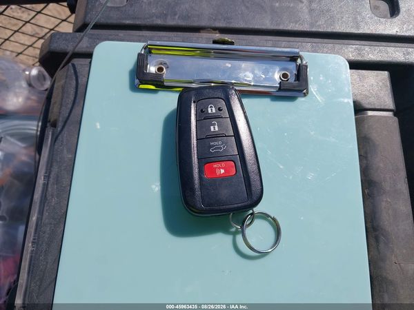 2021 TOYOTA HIGHLANDER PLATINUM — I11