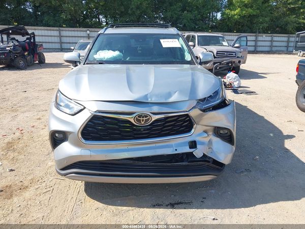 2021 TOYOTA HIGHLANDER PLATINUM — I115