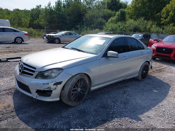 2014 MERCEDES-BENZ C 250 SPORT — I2