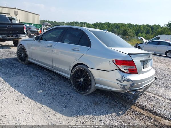 2014 MERCEDES-BENZ C 250 SPORT — I3