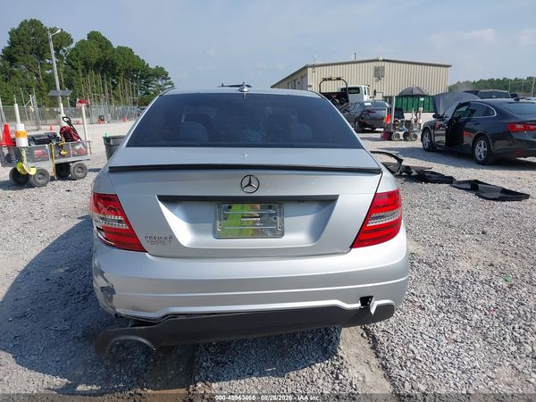 2014 MERCEDES-BENZ C 250 SPORT — I119