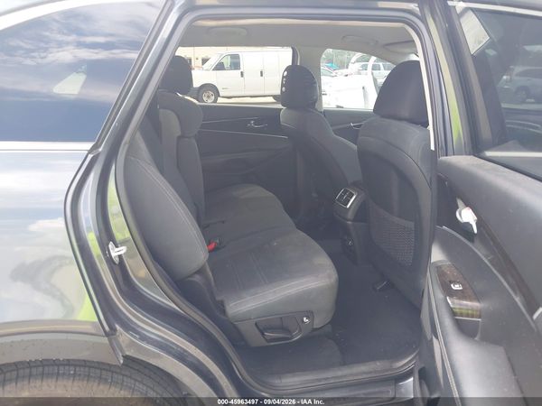 2020 KIA SORENTO 2.4L LX — I8