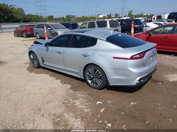 2018 KIA STINGER PREMIUM — I3