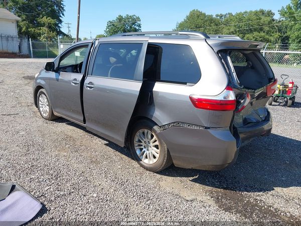 2016 TOYOTA SIENNA XLE 8 PASSENGER — I3