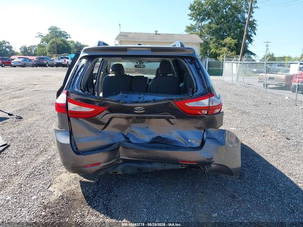 2016 TOYOTA SIENNA XLE 8 PASSENGER — I119
