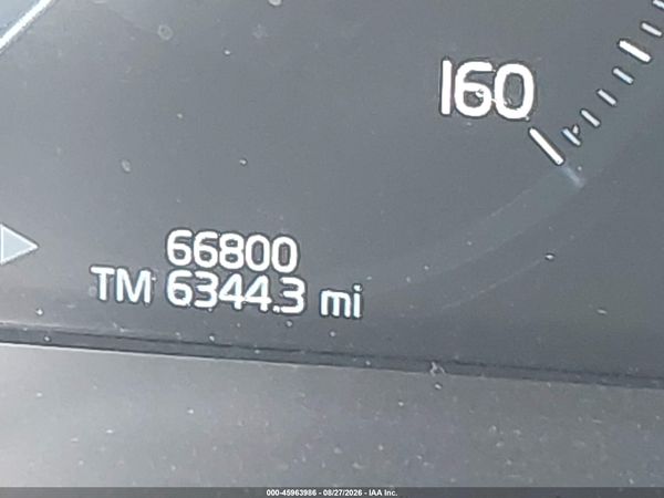 2018 VOLVO XC60 T6 MOMENTUM — I118