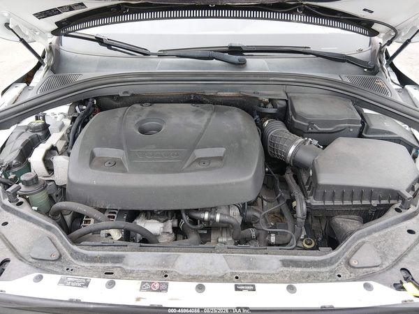 2016 VOLVO XC60 T6 DRIVE-E