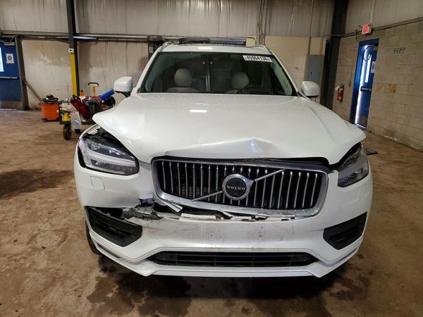 2022 VOLVO XC90 Momentum (excl S60)