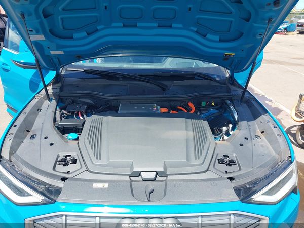 2019 AUDI E-TRON PREMIUM PLUS — I10