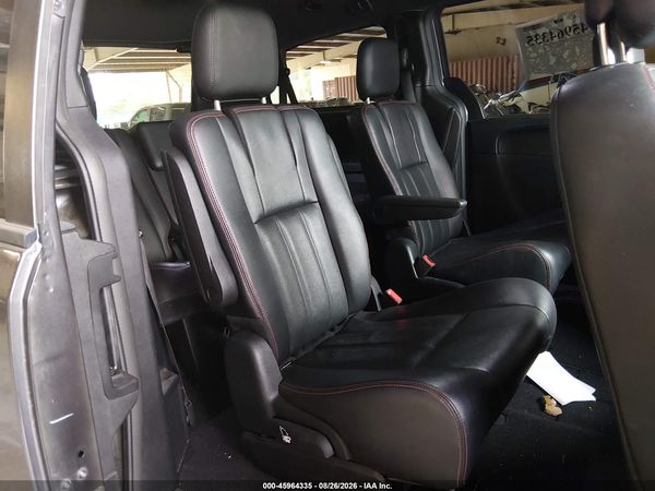 2018 DODGE GRAND CARAVAN GT — I8