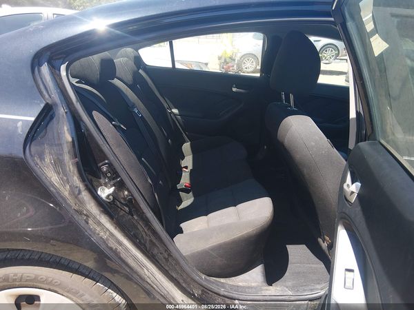2017 KIA FORTE LX