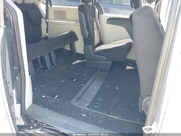 2013 DODGE GRAND CARAVAN SE — I8