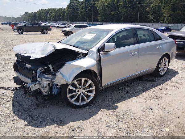 2016 CADILLAC XTS LUXURY COLLECTION — I2