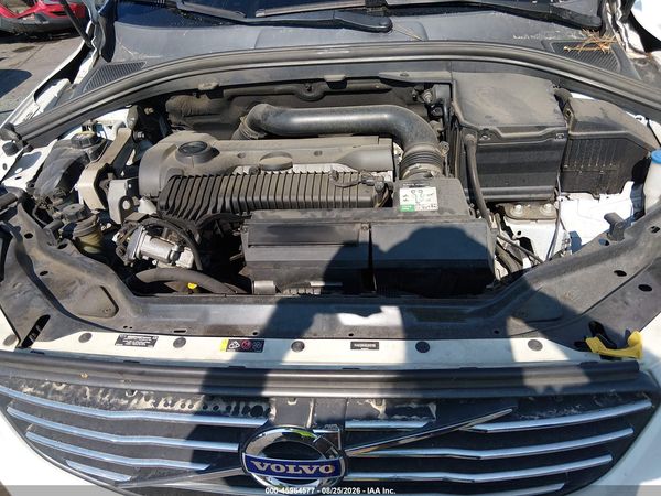 2016 VOLVO XC60 T5 PREMIER